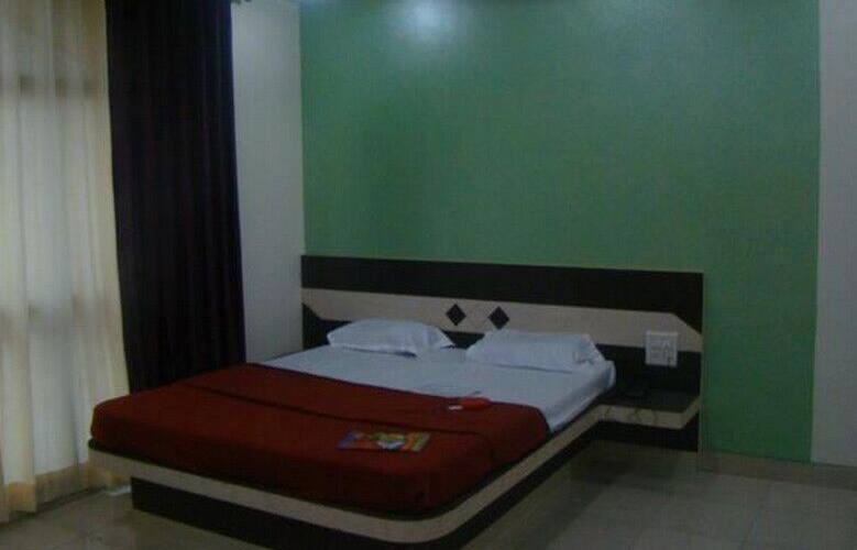 Hotel Sai Ashirwad Lodge, Ahmednagar 4